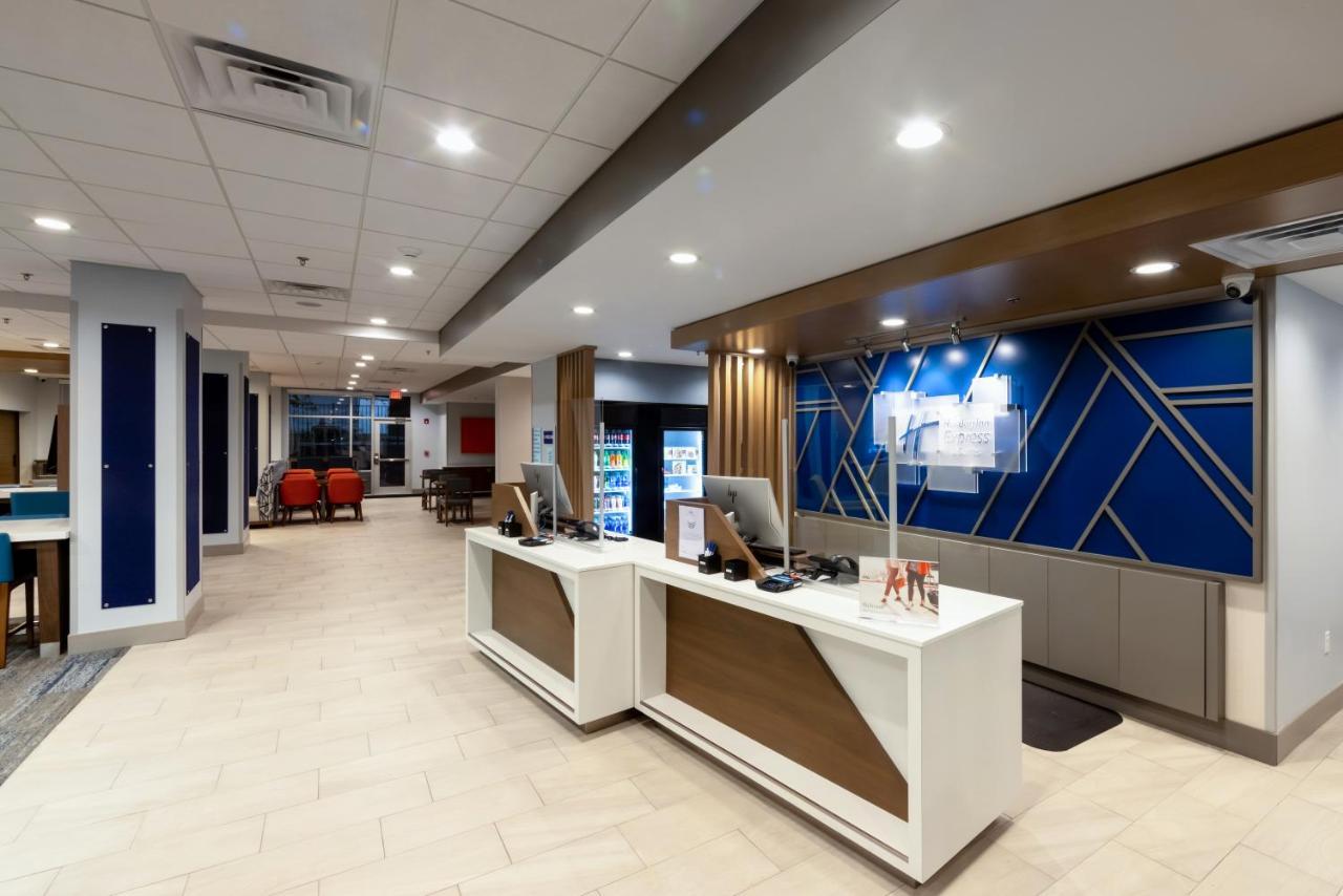 Holiday Inn Express & Suites - Harrisonburg University Area By Ihg Екстер'єр фото